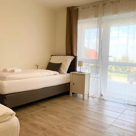 Gesztenye Panzio Bed & Breakfast *