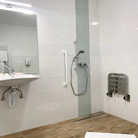 Gesztenye Panzió *